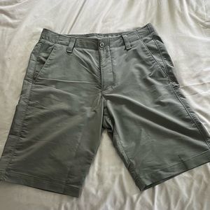 gray size 32 under armour shorts